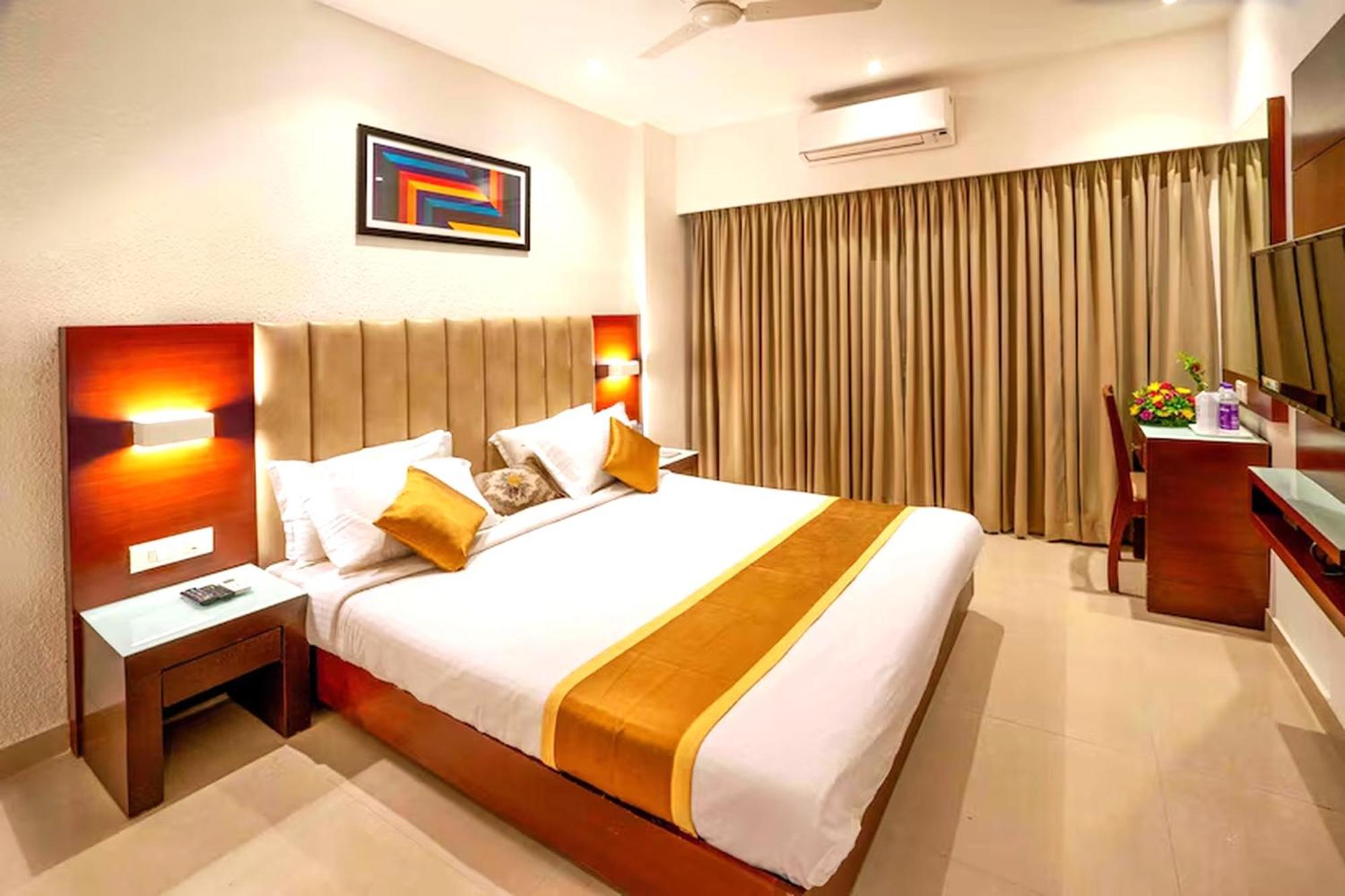 Hotel Hills Park Pathanamthitta Luaran gambar